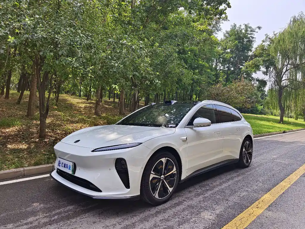 NIO ET5T 2024 model 75kWh Touring купить на сайте DeffCars