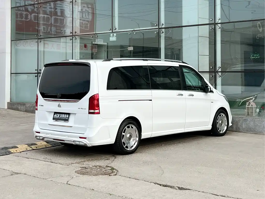 Mercedes-Benz V-Class 2018 V 260 L Premium Extended Edition National VI купить на сайте DeffCars