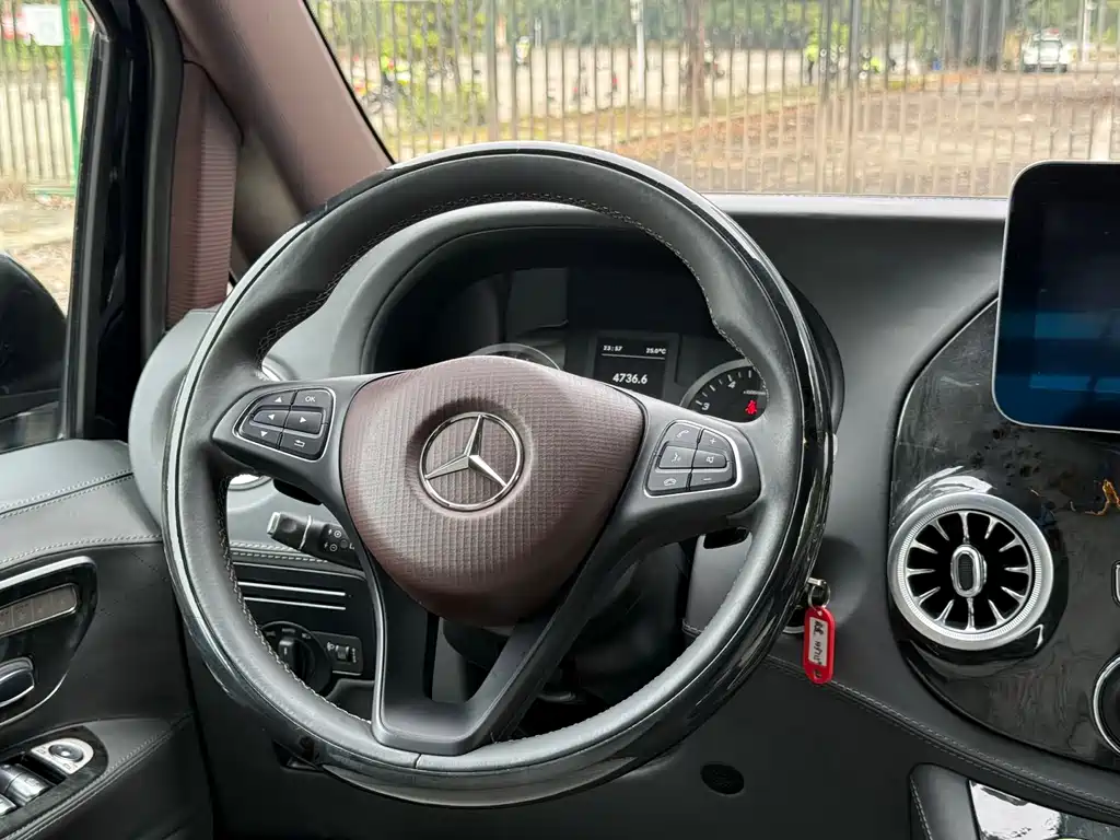 Vito 2021 2.0T Business Edition 7 seats купить на сайте DeffCars