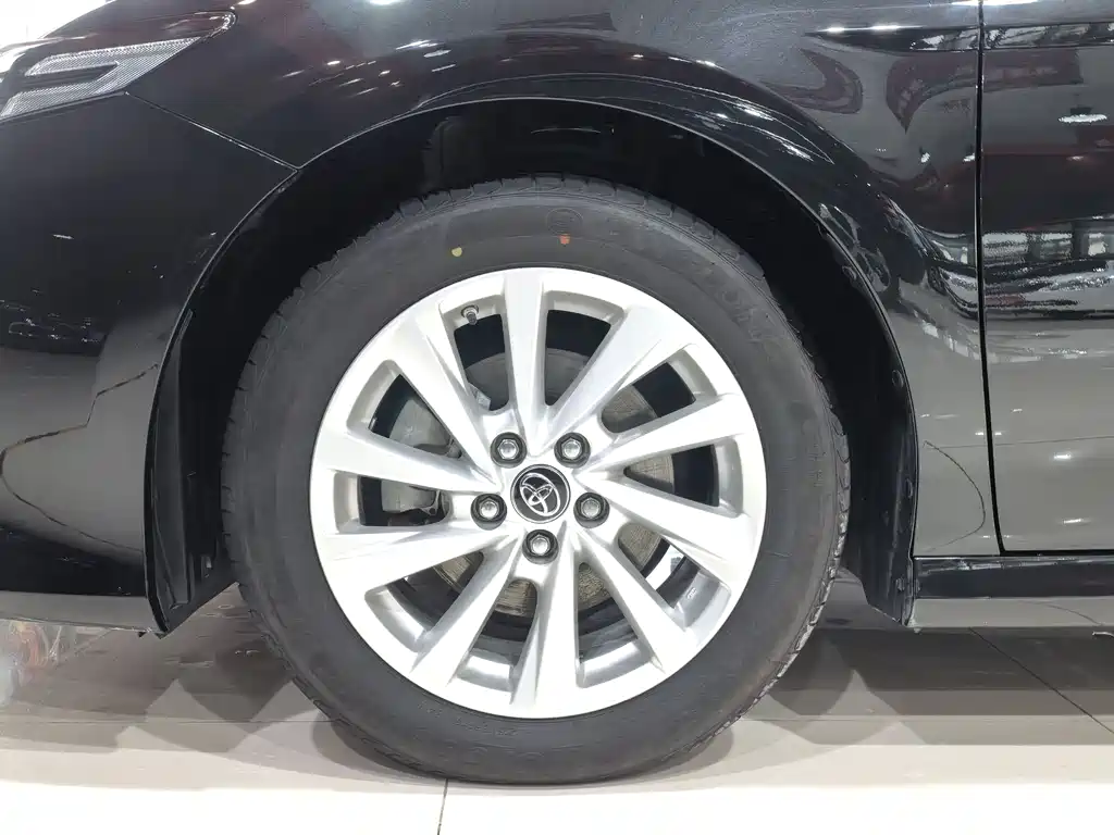 Camry 2023 2.0G Deluxe Edition купить на сайте DeffCars