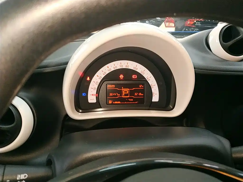 smart forfour 2016 1.0L 52kW smart version купить на сайте DeffCars