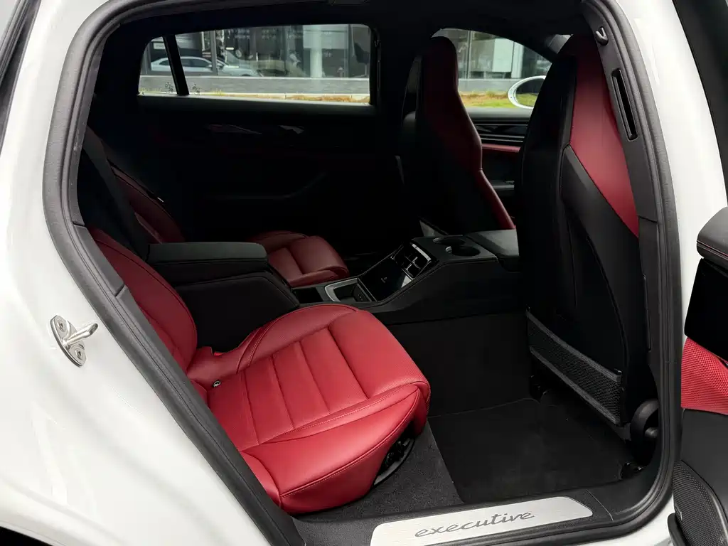 Panamera 2024 Panamera Executive Extended Edition 2.9T купить на сайте DeffCars