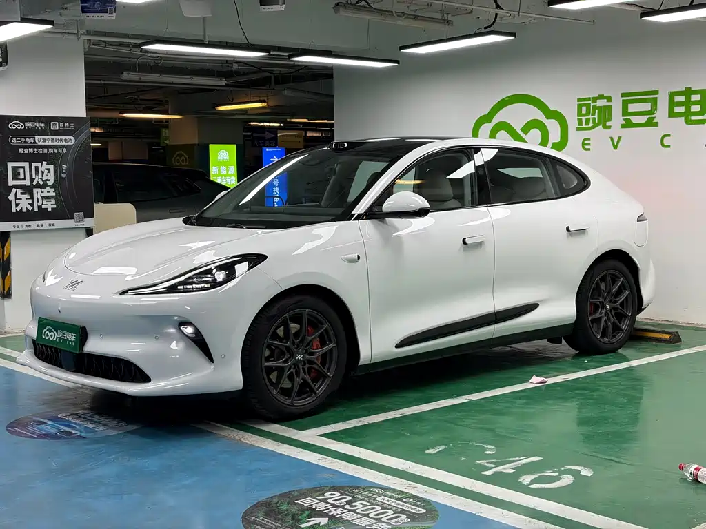 Zhiji LS6 2025 Super Performance Skink Smart Edition купить на сайте DeffCars