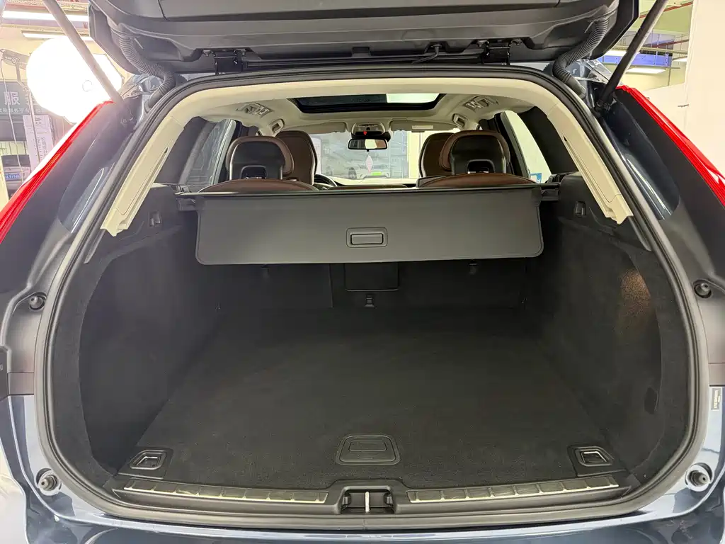 Volvo XC60 2019 T5 Four-wheel Drive Smart Edition National VI купить на сайте DeffCars