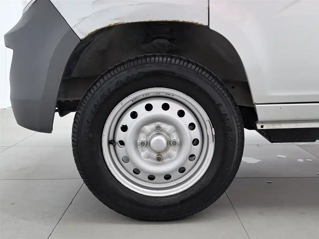 Wuling Zhiguang 2020 1.2L Practical National VI LSI купить на сайте DeffCars