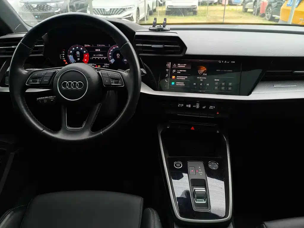 Audi A3 2023 A3L Limousine 35 TFSI Fashionable and Sporty купить на сайте DeffCars
