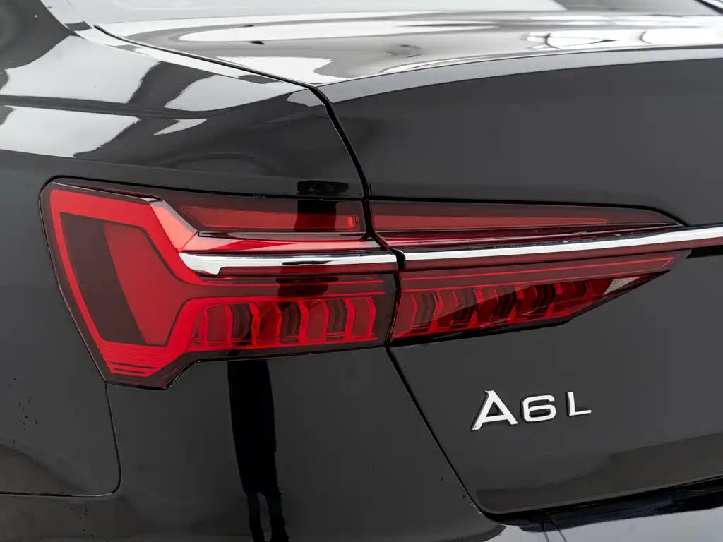 Audi A6L 2025 45 TFSI Premium Dynamic + Ventilation Comfort Package купить на сайте DeffCars