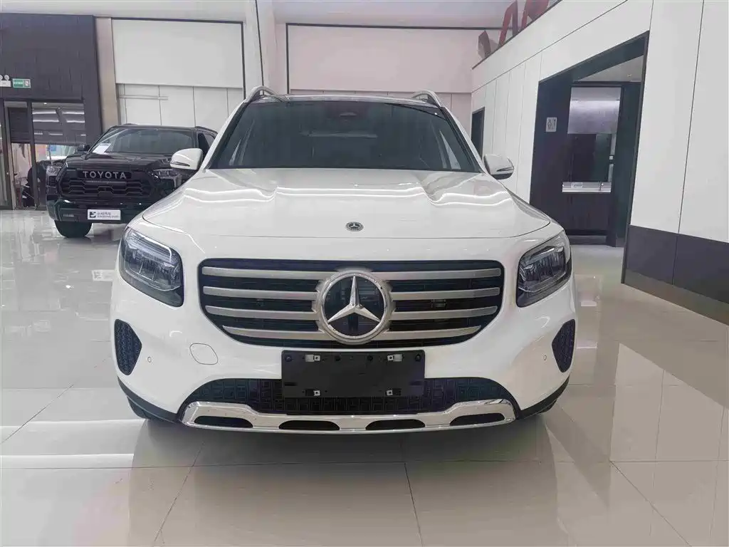 Mercedes-Benz GLB 2024 facelift GLB 200 dynamic version купить на сайте DeffCars
