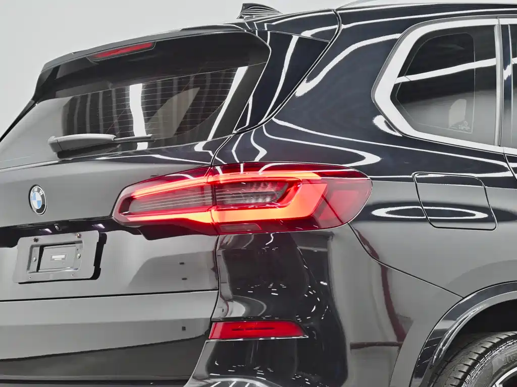 BMW X5 2022 xDrive 40Li M Sports Package купить на сайте DeffCars