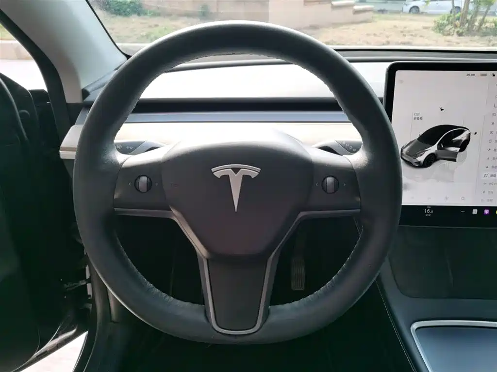 Model Y 2022 long-range all-wheel drive version купить на сайте DeffCars