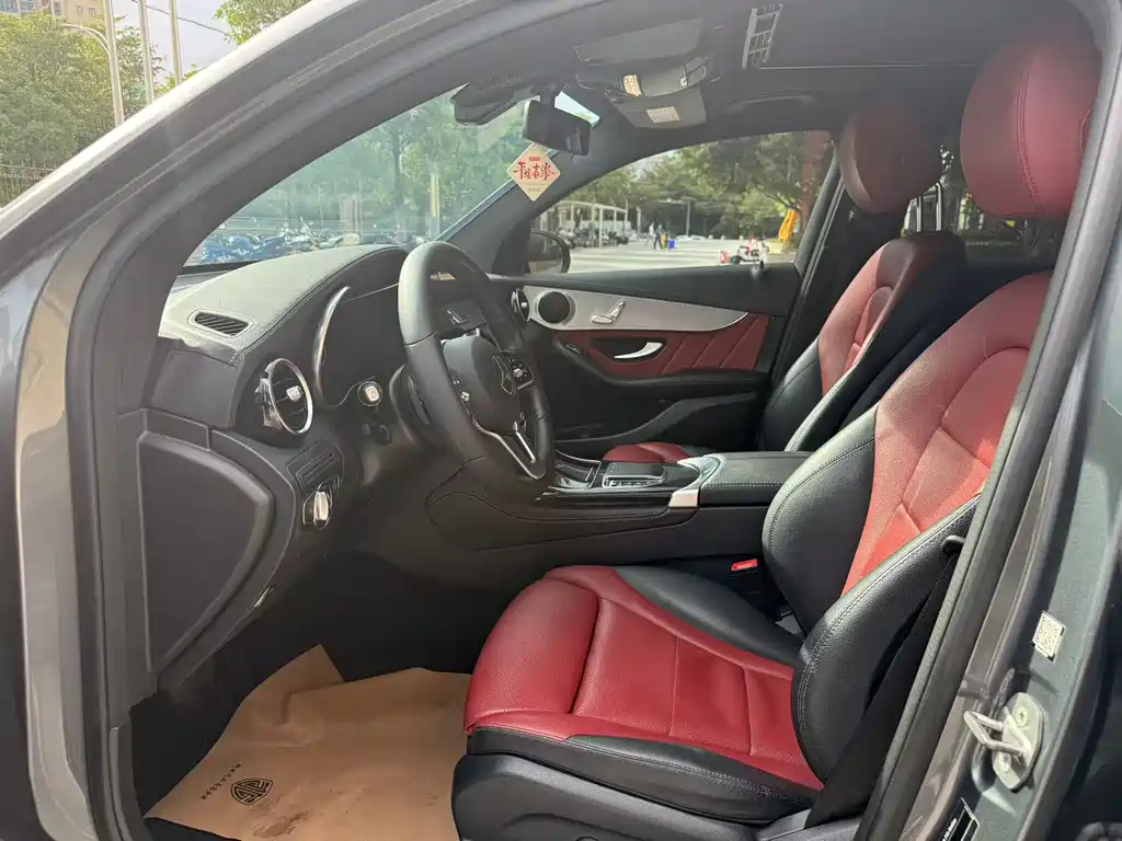 Mercedes-Benz GLC Coupe 2020 GLC 260 4MATIC Coupe SUV купить на сайте DeffCars