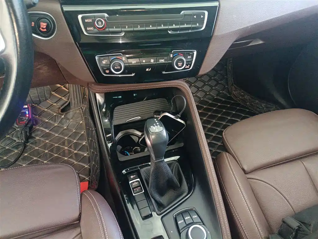 BMW X1 2019 sDrive18Li Exclusive Model купить на сайте DeffCars