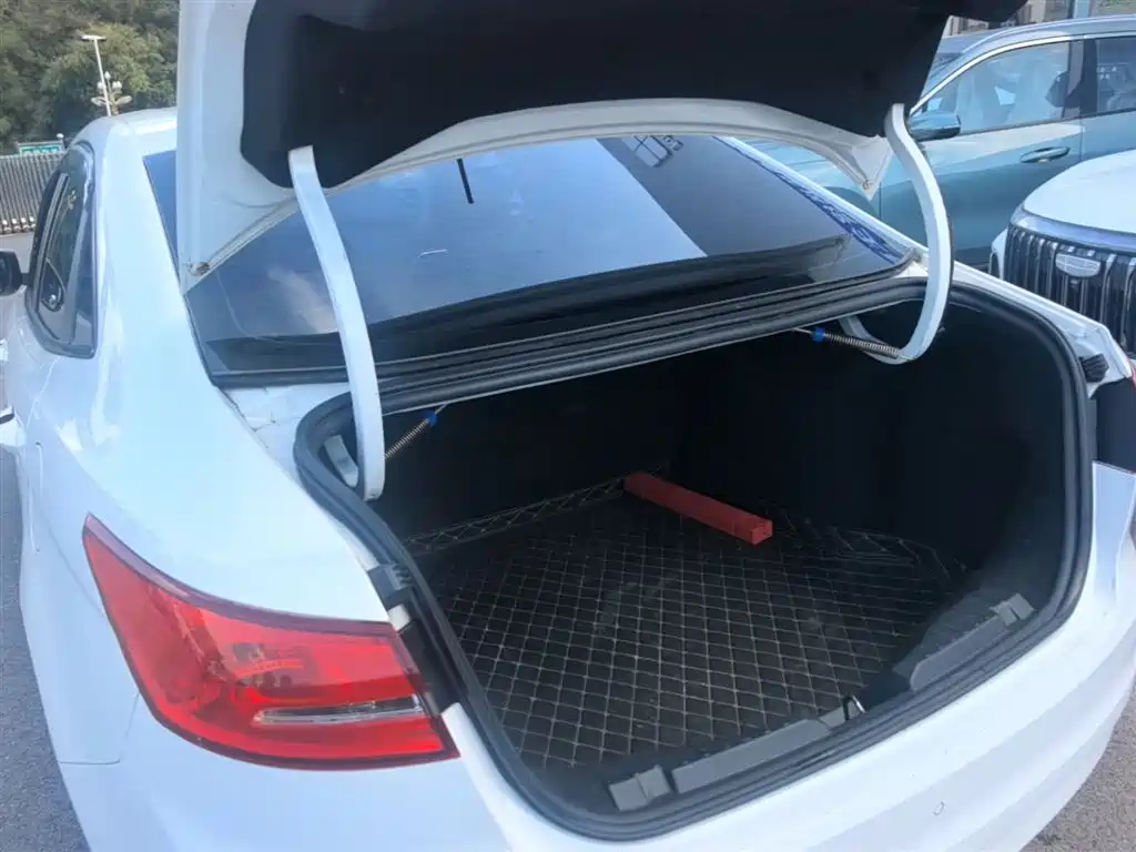 Escort 2017 facelift 1.5L automatic comfort model купить на сайте DeffCars