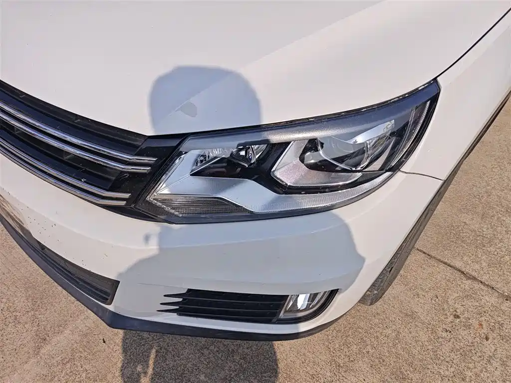 Tiguan 2017 300TSI automatic 2WD Silk Road Style Edition купить на сайте DeffCars