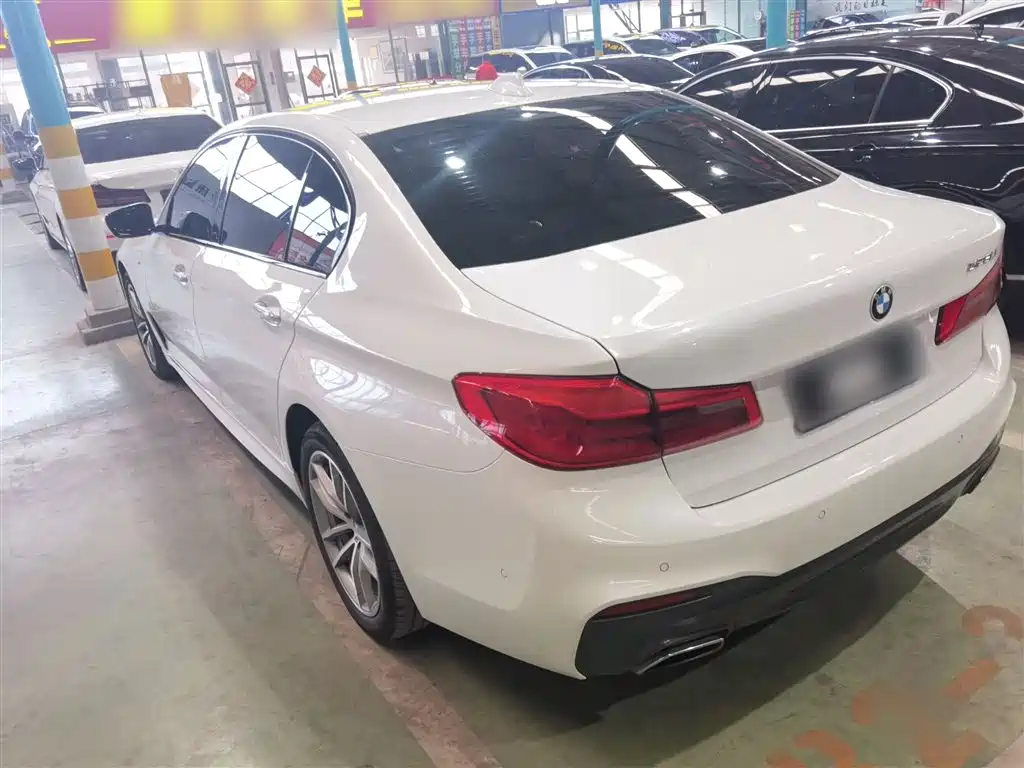 BMW 5 Series 2018 525Li M Sports Package купить на сайте DeffCars