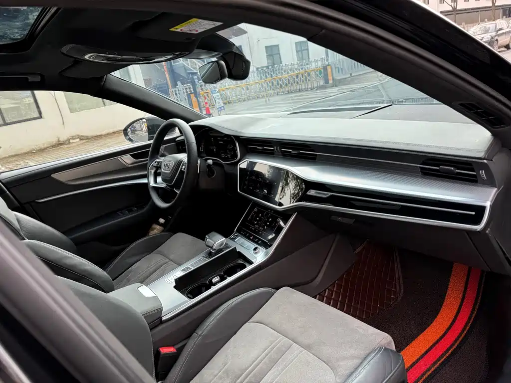 Audi A6L 2024 45 TFSI Premium Dynamic Model купить на сайте DeffCars