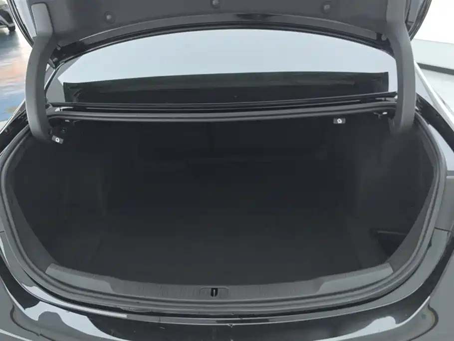 LaCrosse 2022 552T luxury model купить на сайте DeffCars