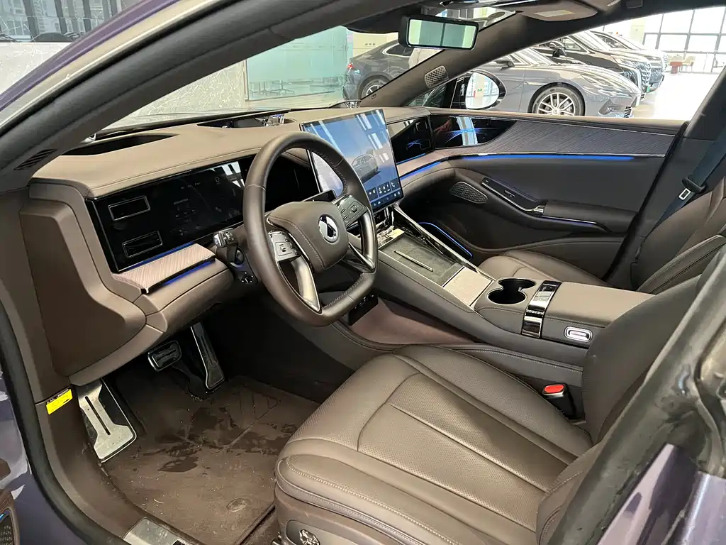 Denza Z9 2024 1100km four-wheel drive Ultra version купить на сайте DeffCars