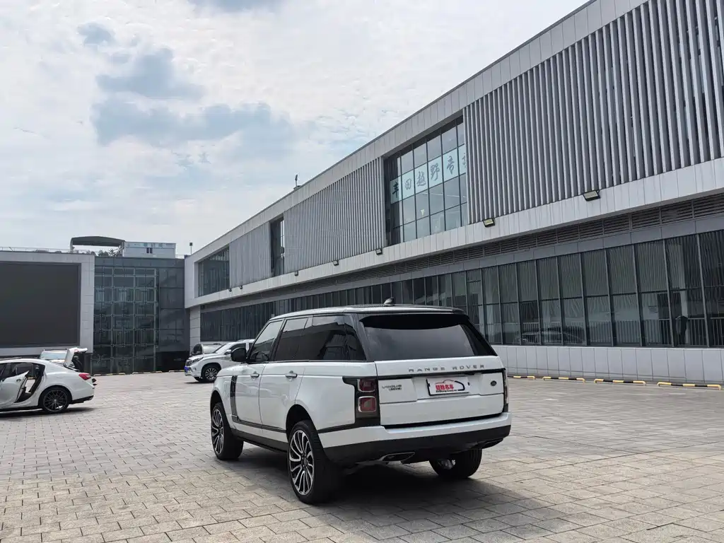 Range Rover 2019 3.0 SCV6 Legend Edition купить на сайте DeffCars