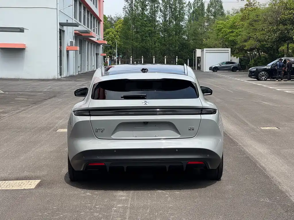 NIO ET5T 2024 model 75kWh Touring купить на сайте DeffCars