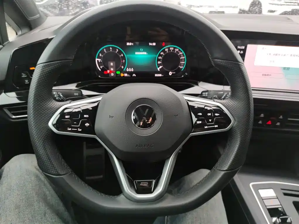 Golf 2023 280TSI DSG R-Line Lite купить на сайте DeffCars