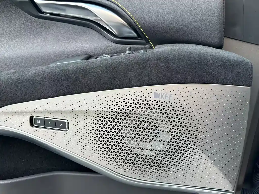 Emira 2021 2.0T DCT First Edition купить на сайте DeffCars