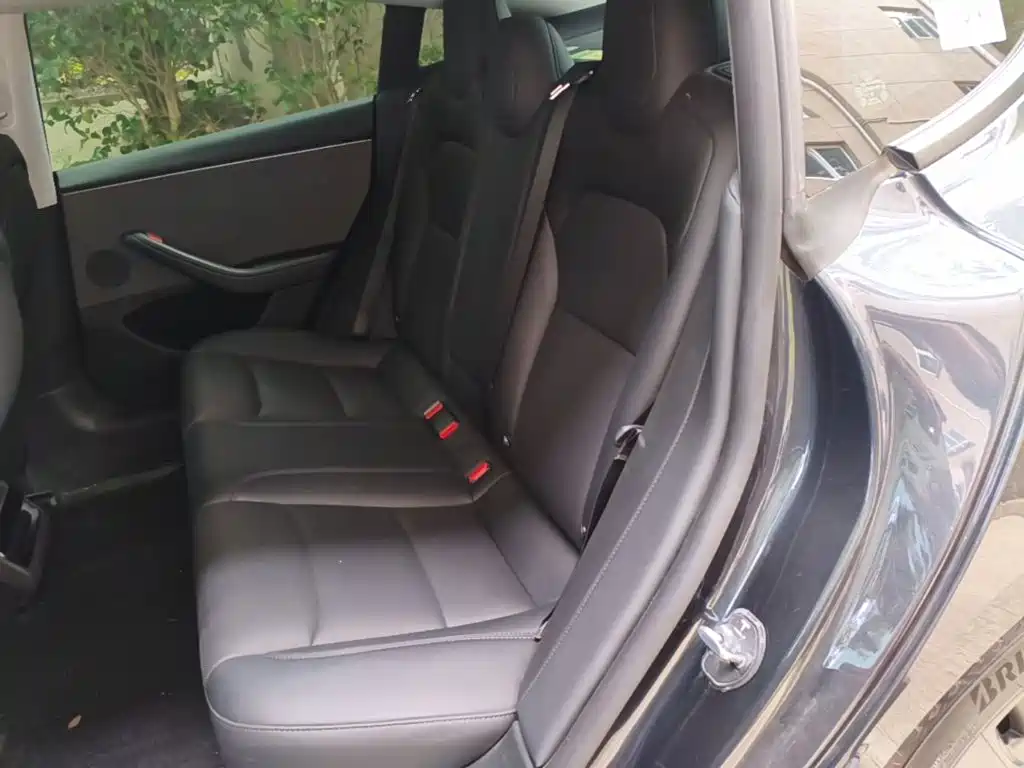 Model 3 2025 rear-wheel drive version купить на сайте DeffCars