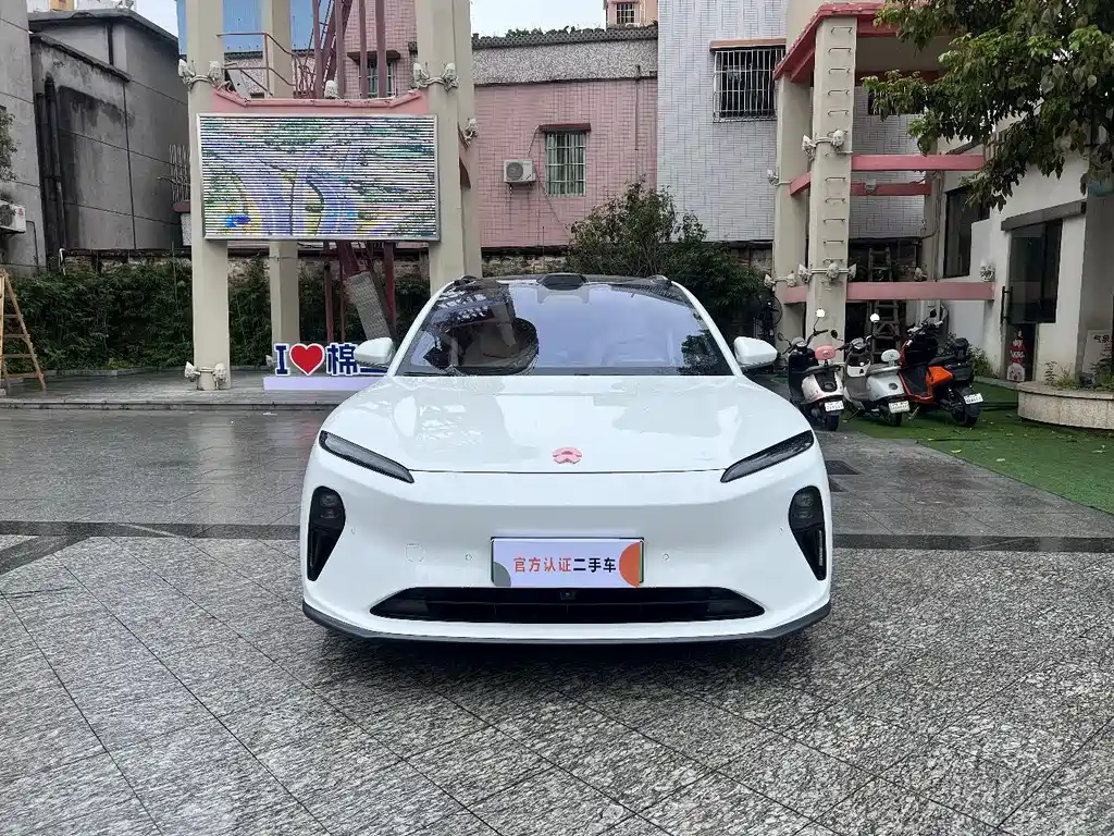 NIO ET5T 2023 75kWh Touring купить на сайте DeffCars