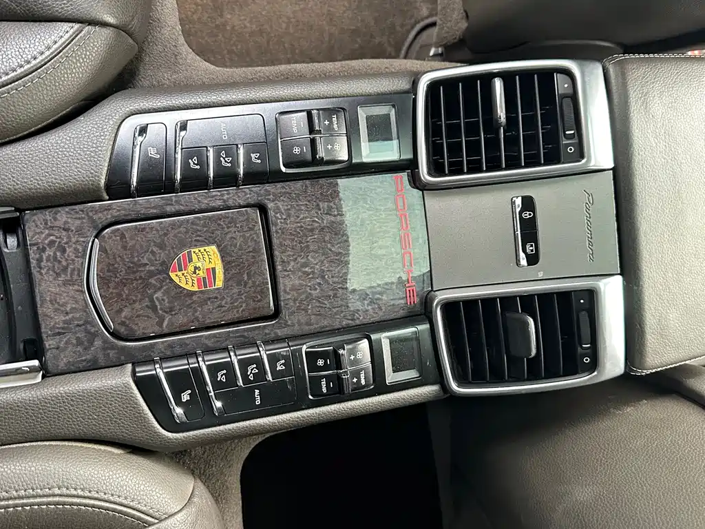 Panamera 2014 Panamera 4 3.0T купить на сайте DeffCars