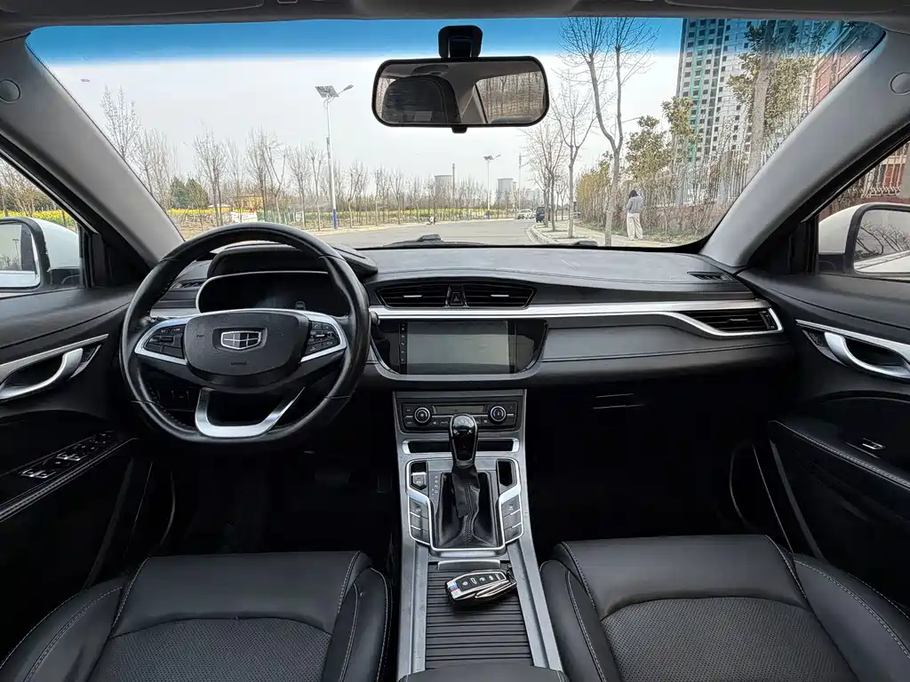 Emgrand 2020 1.5L CVT upward version купить на сайте DeffCars