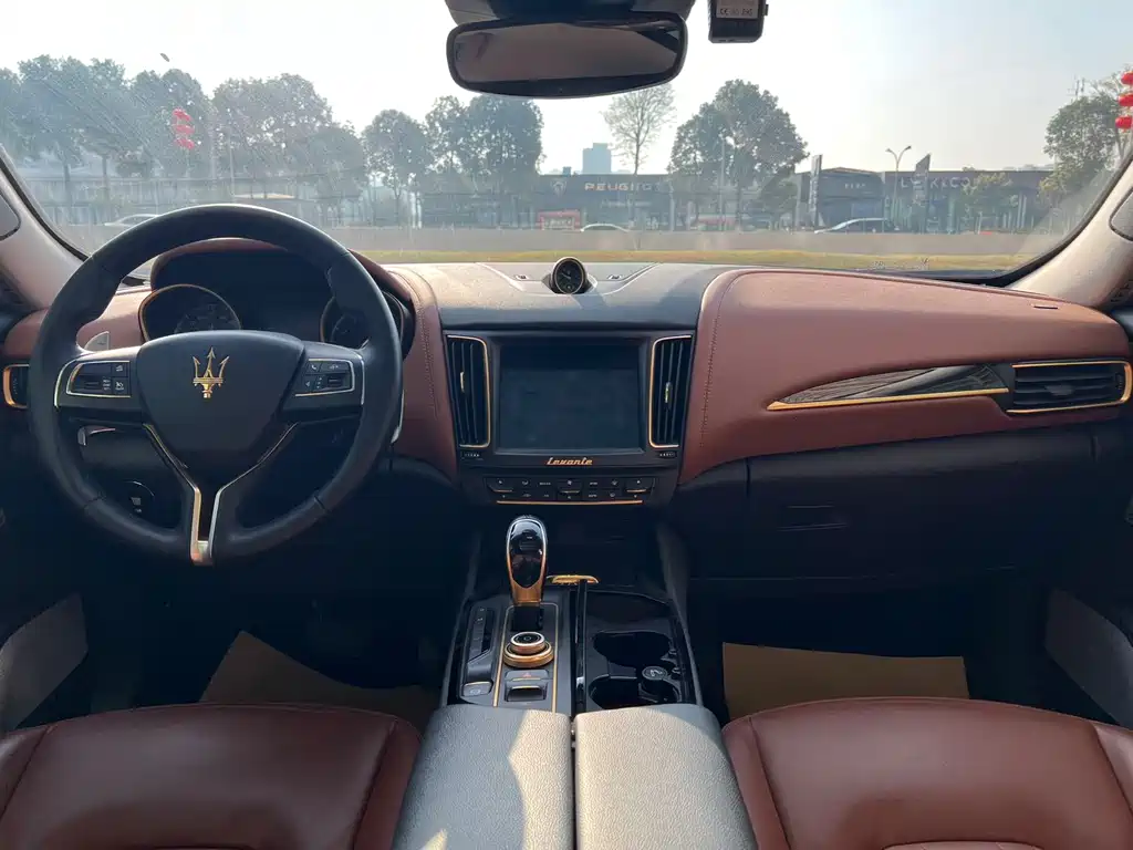 Levante 2016 3.0T standard model купить на сайте DeffCars