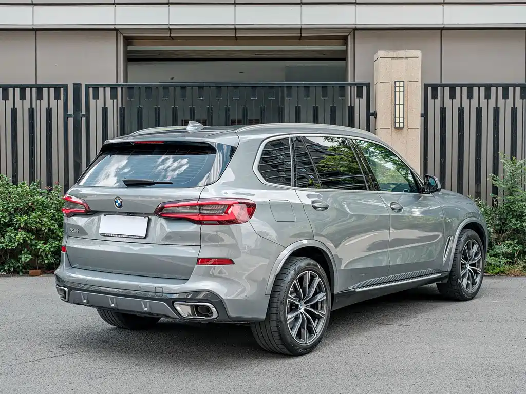 BMW X5 2022 facelift xDrive 30Li exclusive M sports package купить на сайте DeffCars