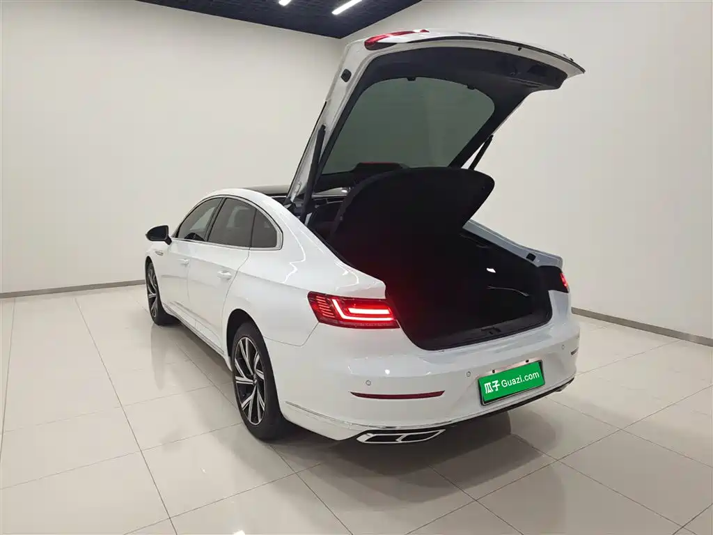 FAW-Volkswagen CC 2021 330TSI Dazzling Edition купить на сайте DeffCars