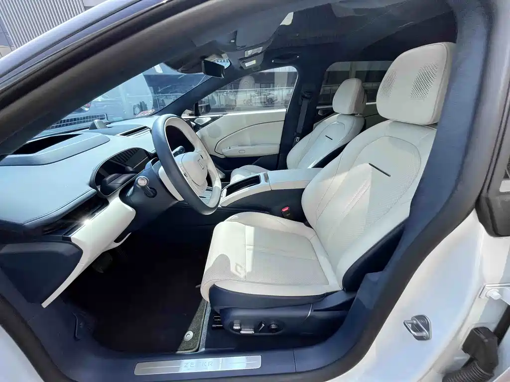 Jikrypton 007 2025 rear-wheel drive smart driving version 75kWh купить на сайте DeffCars