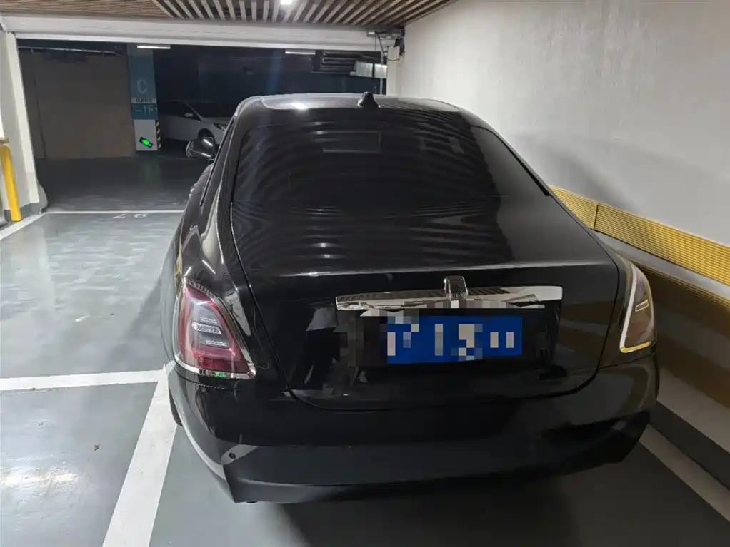 Ghost 2021 6.7T standard wheelbase version купить на сайте DeffCars