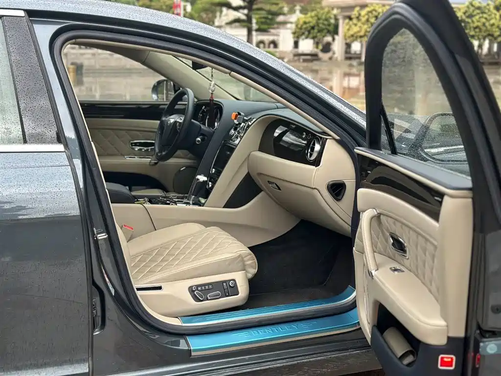 Flying Spur 2017 4.0T V8 S Standard Edition купить на сайте DeffCars