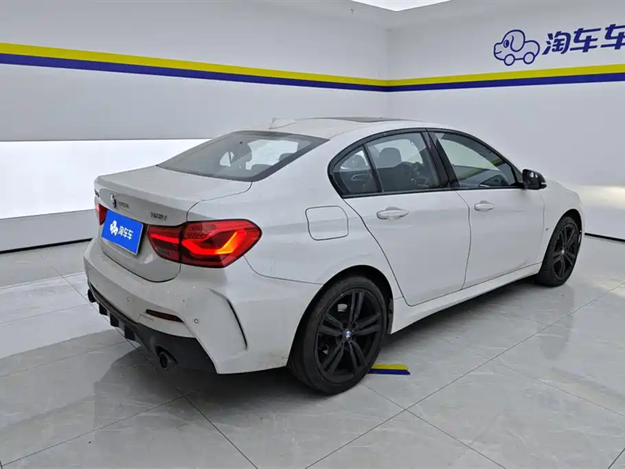 BMW 1 Series 2021 125i M Sports Night Edition купить на сайте DeffCars