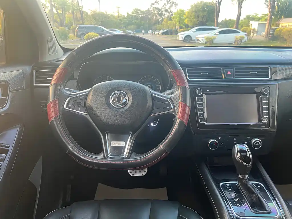 Fengguang 580 2017 1.5T CVT comfort model купить на сайте DeffCars