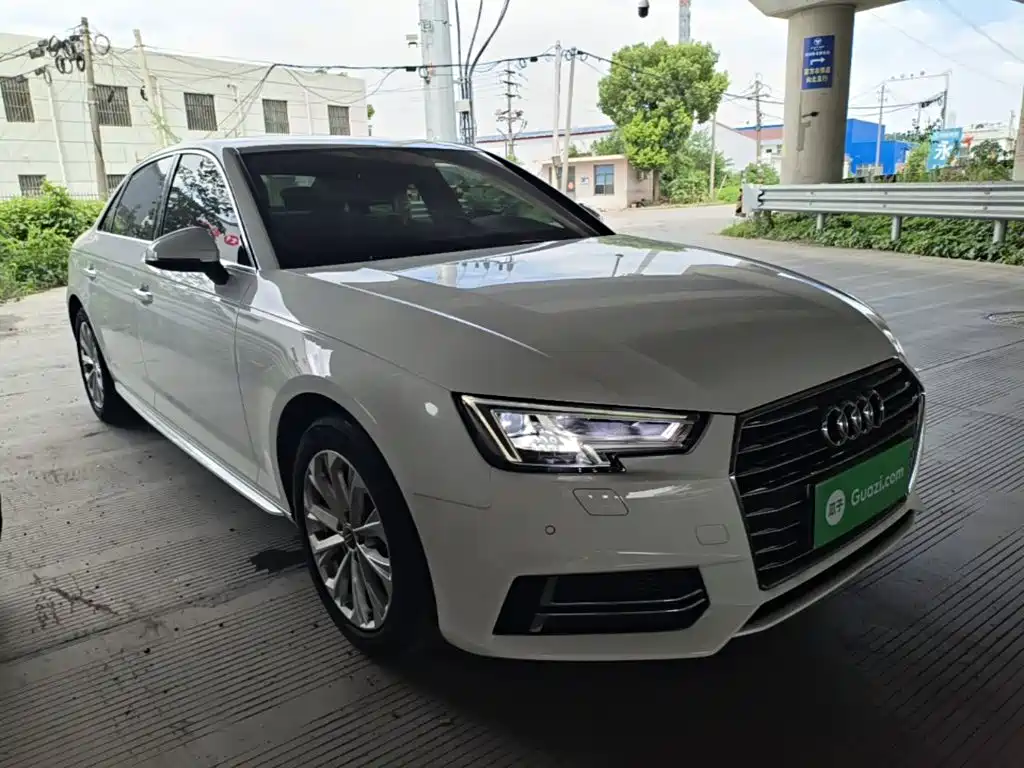Audi A4L 2018 30th Anniversary Model 40 TFSI Enterprising купить на сайте DeffCars