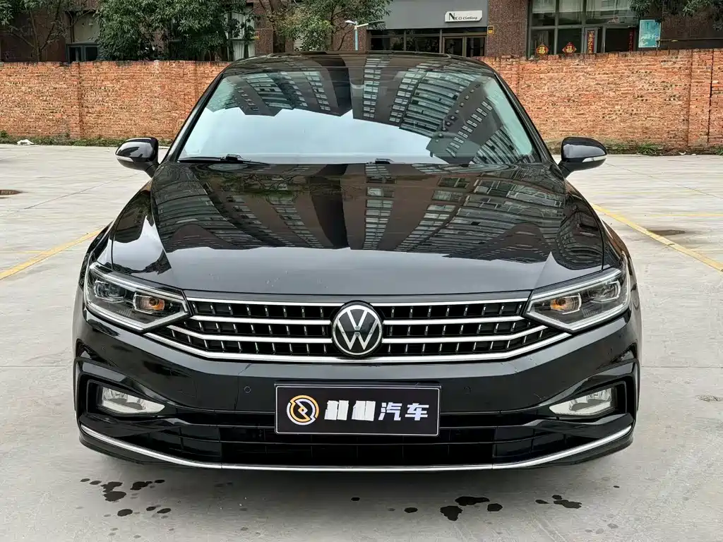 Magotan 2023 2 million commemorative edition 330TSI DSG luxury model купить на сайте DeffCars
