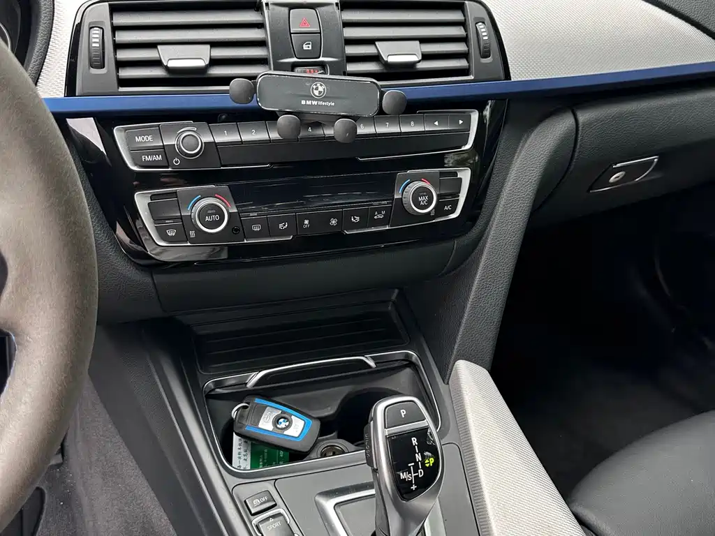BMW 3 Series 2019 320i M Sports Package купить на сайте DeffCars
