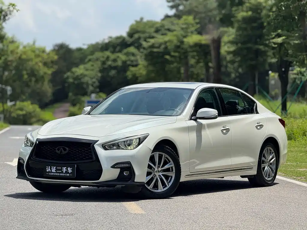 Infinity Q50L 2018 2.0T Comfort Edition China V купить на сайте DeffCars