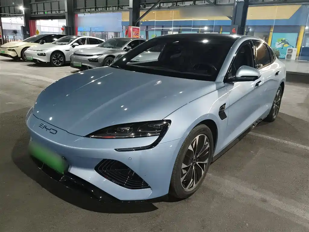 Seal 2023 Champion Edition 700km Premium Type купить на сайте DeffCars