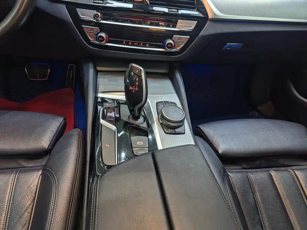 BMW 5 Series Imported 2019 525i M Sports Package купить на сайте DeffCars