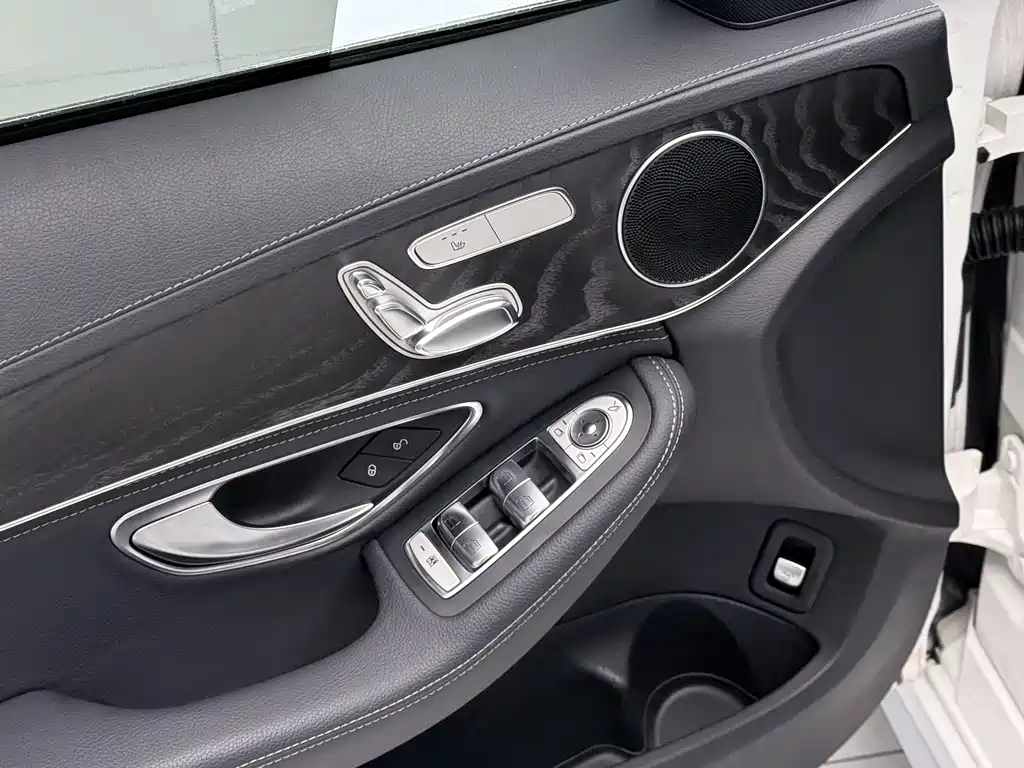 Mercedes-Benz C-Class 2017 C 200 L Sports Edition купить на сайте DeffCars