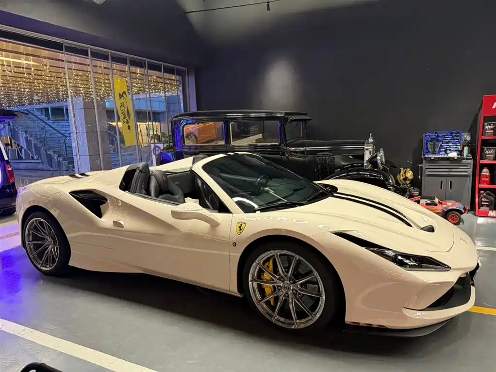 Ferrari F8 2020 Spider 3.9T V8 купить на сайте DeffCars