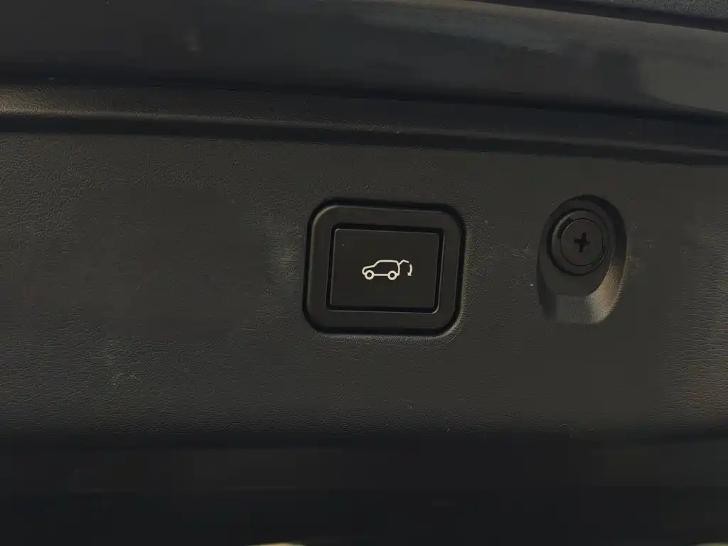 Changan UNI-T 2020 1.5T flagship model купить на сайте DeffCars
