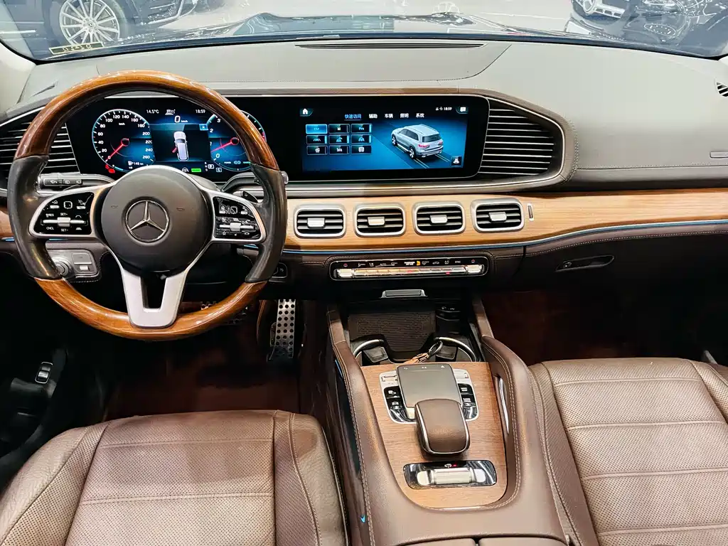 Mercedes-Benz GLS 2020 GLS 450 4MATIC luxury model купить на сайте DeffCars