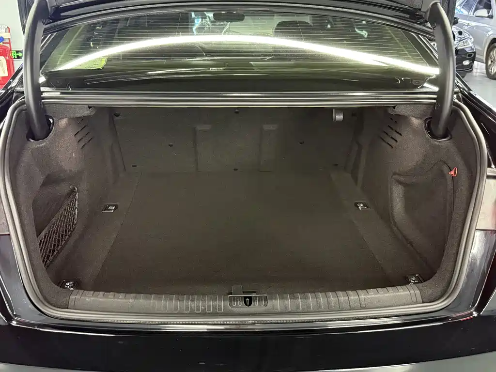Audi A6L 2019 45 TFSI quattro exclusive and elegant model купить на сайте DeffCars