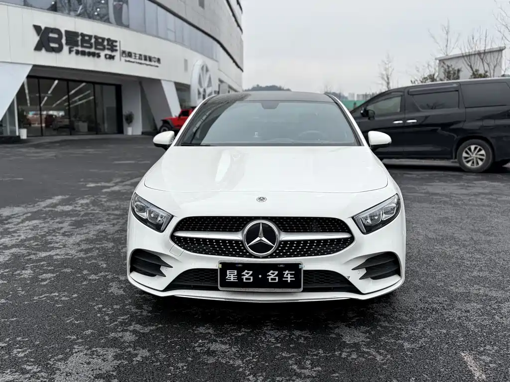 Mercedes-Benz A-Class 2022 A 200 L Sports Sedan Dynamic Type купить на сайте DeffCars
